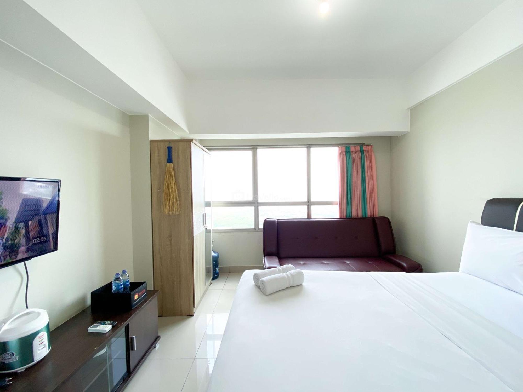 Apartemen Simply Look At Springlake Summarecon By Travelio Bekasi